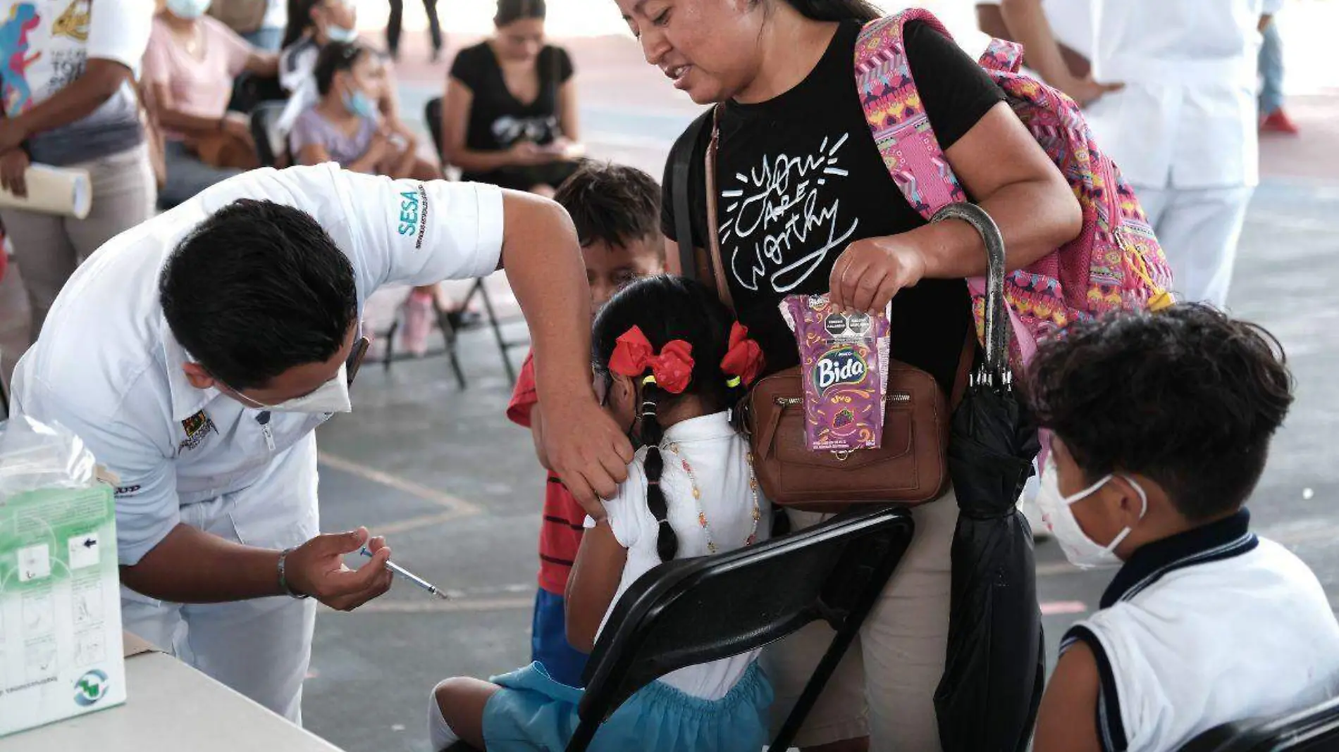 Niños en vacunación